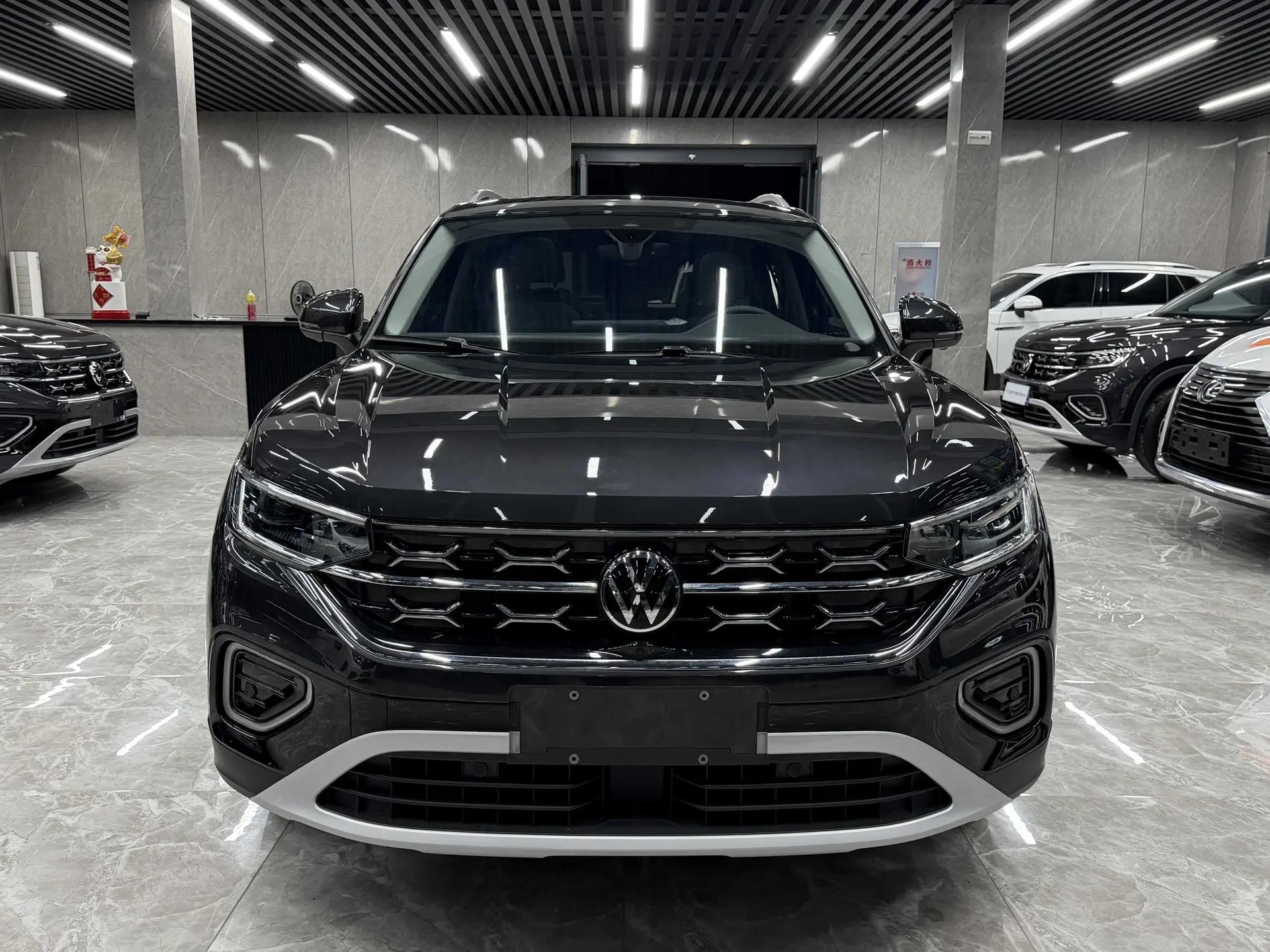 Volkswagen Tayron 280TSI Luxury Plus Advance Edition